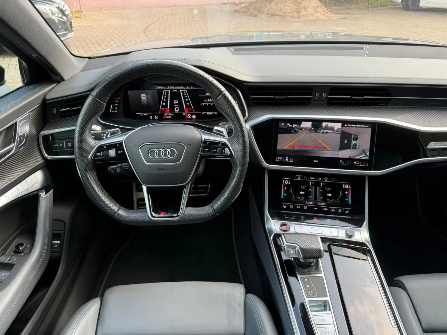 Audi RS6 Avant 4.0 TFSI quattro H/UP*LEDER*TOP*PANO