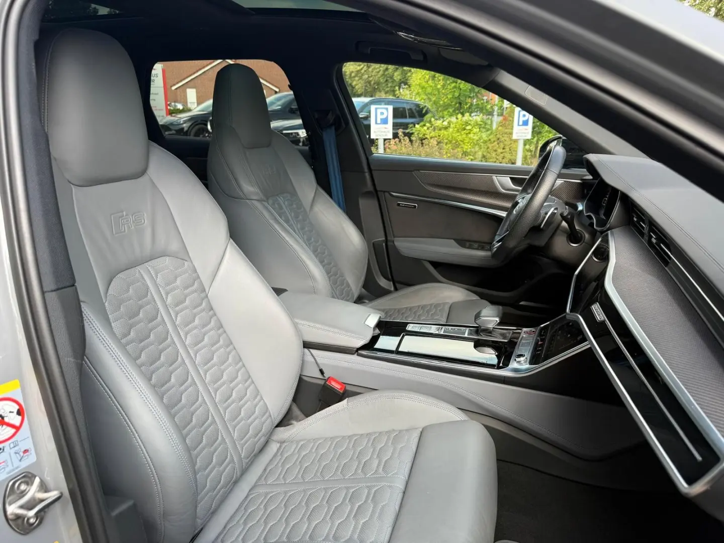 Audi RS6 Avant 4.0 TFSI quattro H/UP*LEDER*TOP*PANO