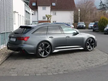 Audi RS 6 Avant 4.0 TFSI quattro tiptronic *B&O