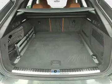 Audi RS 6 Avant 4.0 TFSI quattro*