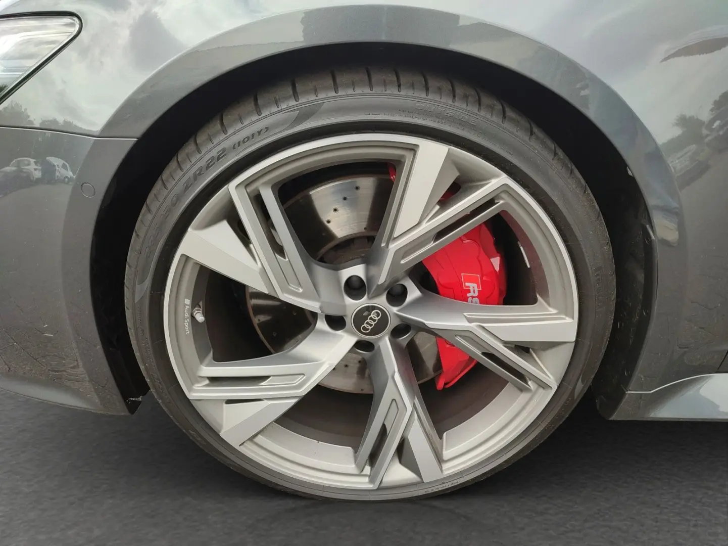 Audi RS 6 Avant 4.0 TFSI quattro*