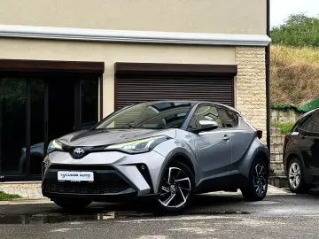 Toyota C-HR 2.0 HSD 184 CP 4x2 CVT Classy Bi-Tone