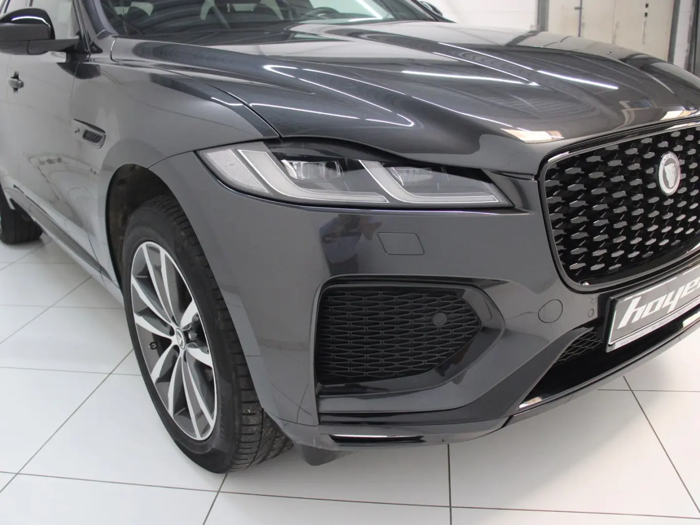 F-Pace D200 AWD R-Dynamic SE AHK DAB LED RFK