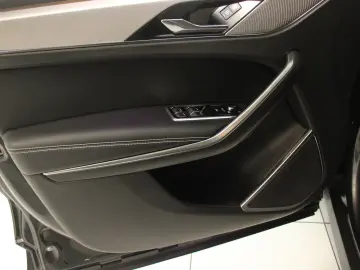 F-Pace D200 AWD R-Dynamic SE AHK DAB LED RFK