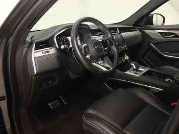F-Pace D200 AWD R-Dynamic SE AHK DAB LED RFK