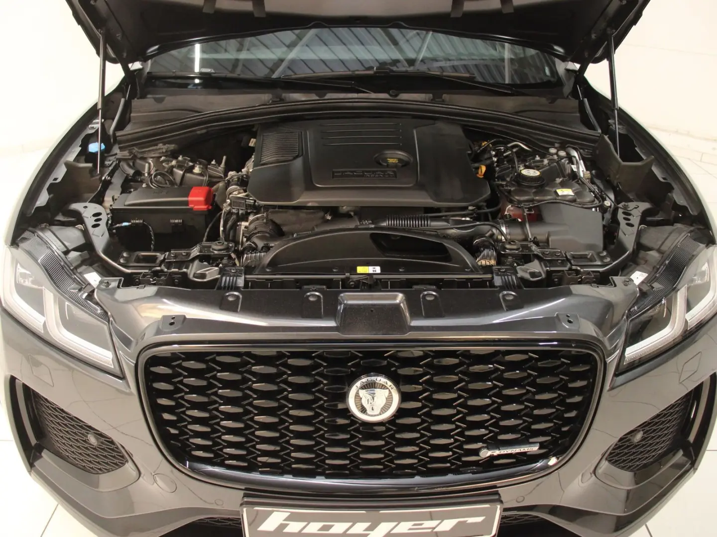 F-Pace D200 AWD R-Dynamic SE AHK DAB LED RFK
