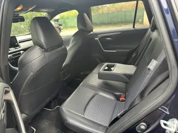 Toyota RAV4 2.5 4x4 Hybrid Style Selection