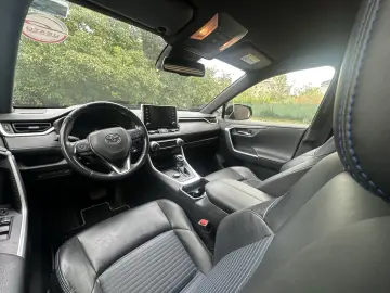 Toyota RAV4 2.5 4x4 Hybrid Style Selection