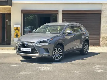 Lexus Seria NX300h - eAWD - Executive