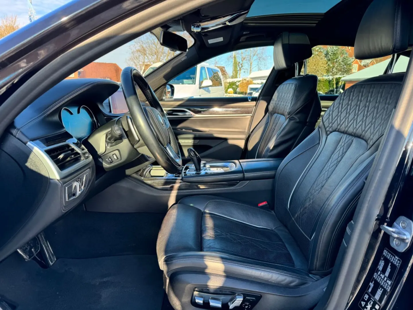 750d xDrive M-Sport Head-Up Massage Laser Standh