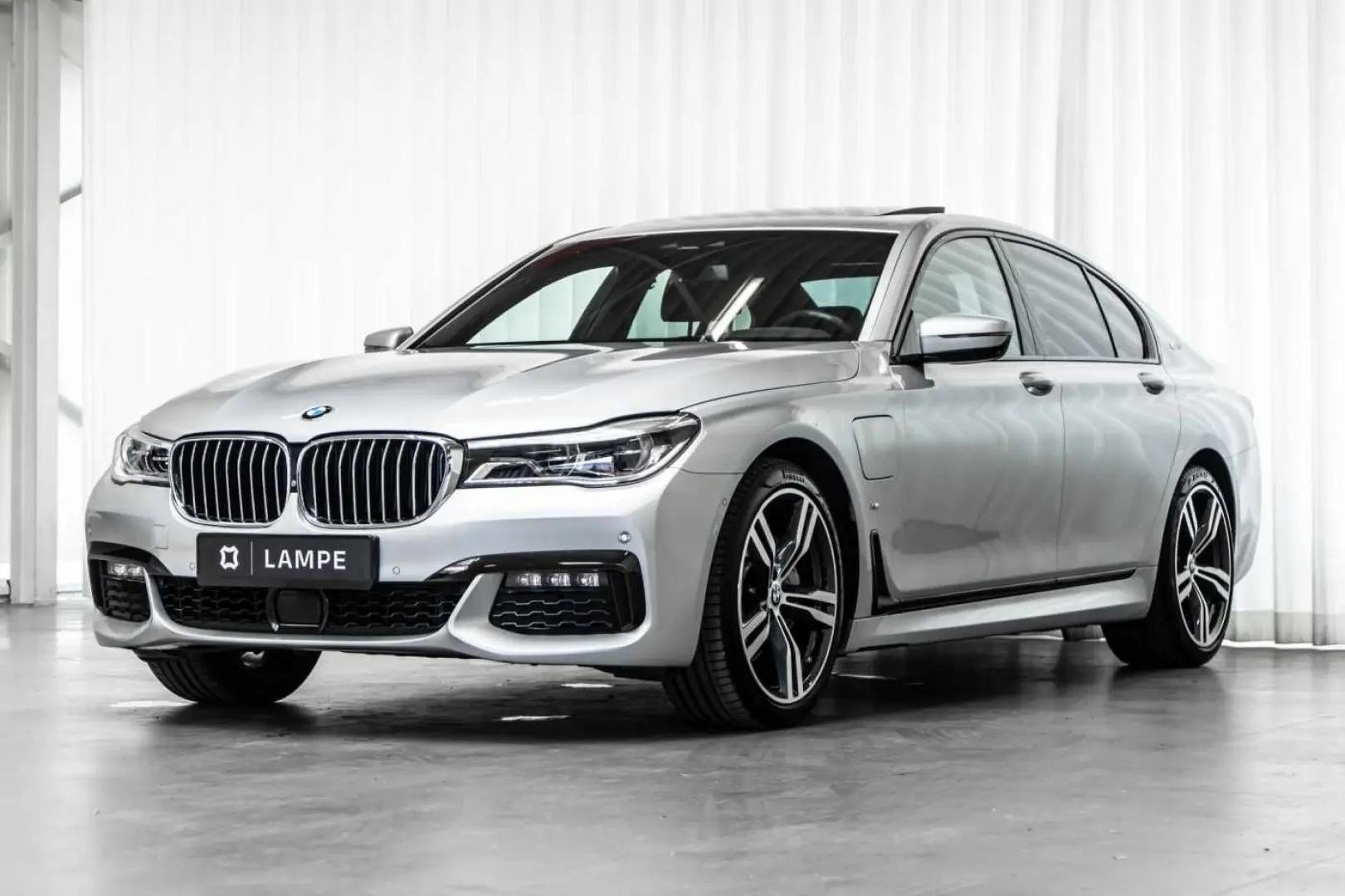 740 e iPerformance Active Steering H/K Schuifdak