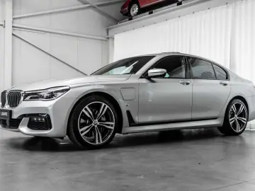740 e iPerformance Active Steering H/K Schuifdak