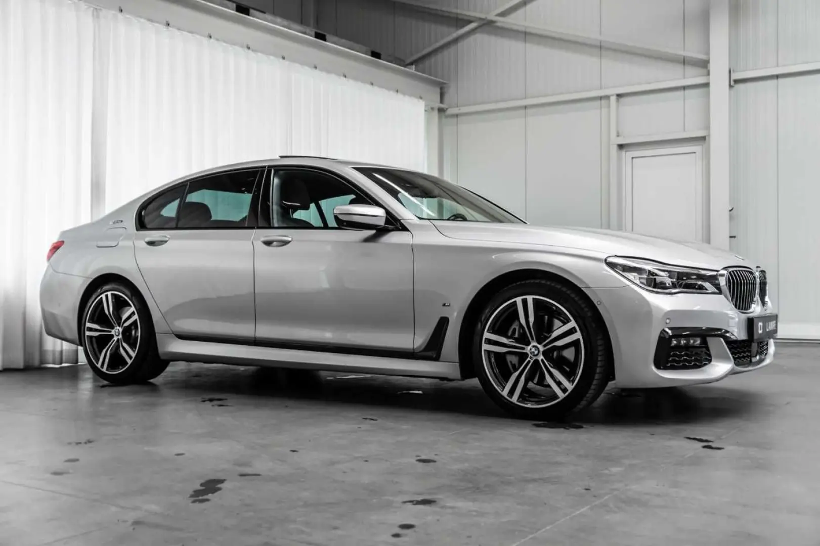 740 e iPerformance Active Steering H/K Schuifdak