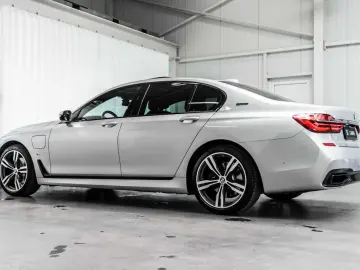 740 e iPerformance Active Steering H/K Schuifdak