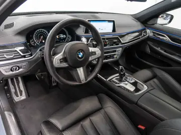 740 e iPerformance Active Steering H/K Schuifdak