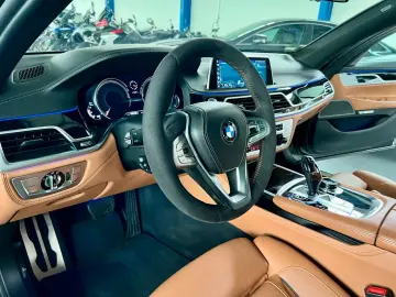 750 d xDrive*M-Paket*Voll-Ausstattung*Sehr-Gepf*
