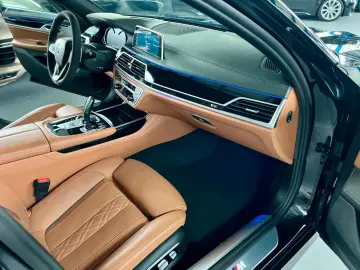 750 d xDrive*M-Paket*Voll-Ausstattung*Sehr-Gepf*