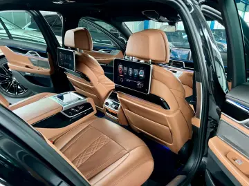 750 d xDrive*M-Paket*Voll-Ausstattung*Sehr-Gepf*