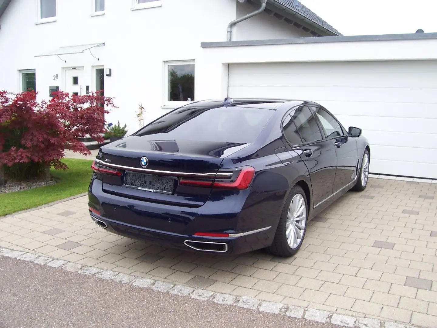 750i xDrive B&W/Night/EGSD/Laser/F-Parken/NP151`