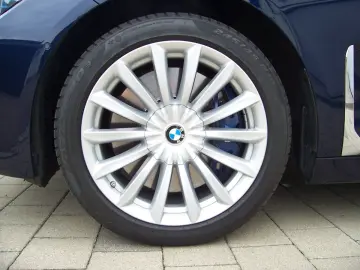 750i xDrive B&W/Night/EGSD/Laser/F-Parken/NP151`