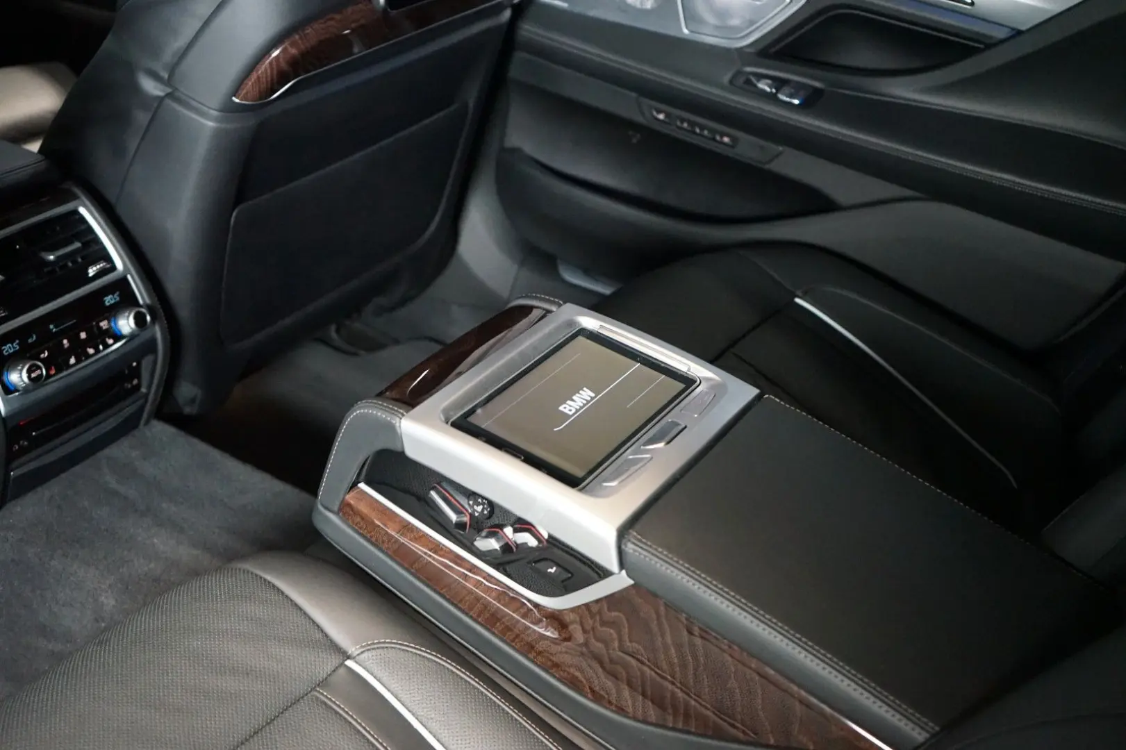 740Ld xDrive*AUX.HEAT*EX.DRIVE PRO*B&W