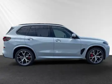 BMW X5 xDrive30d M Sport Pro|AHK|Harman