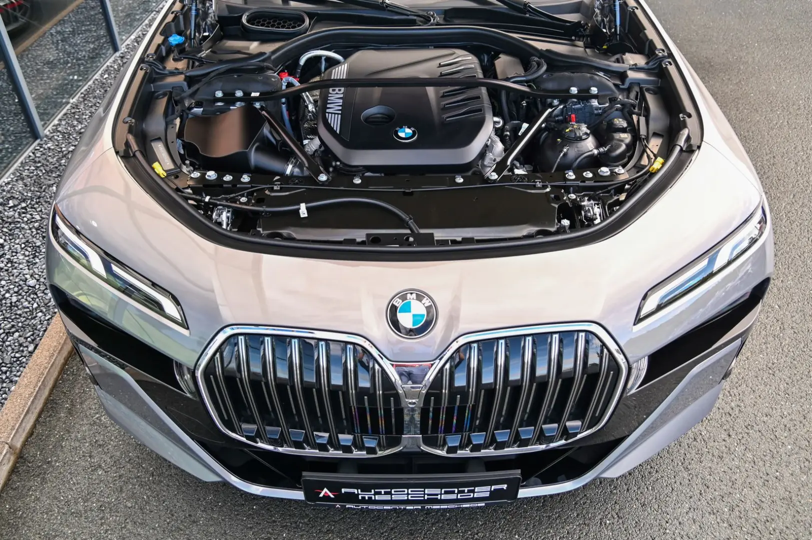 740d xDrive M Sport Pano Sky Lounge* Standheiz.*