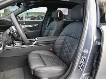 740d xDrive M Sport Pano Sky Lounge* Standheiz.*