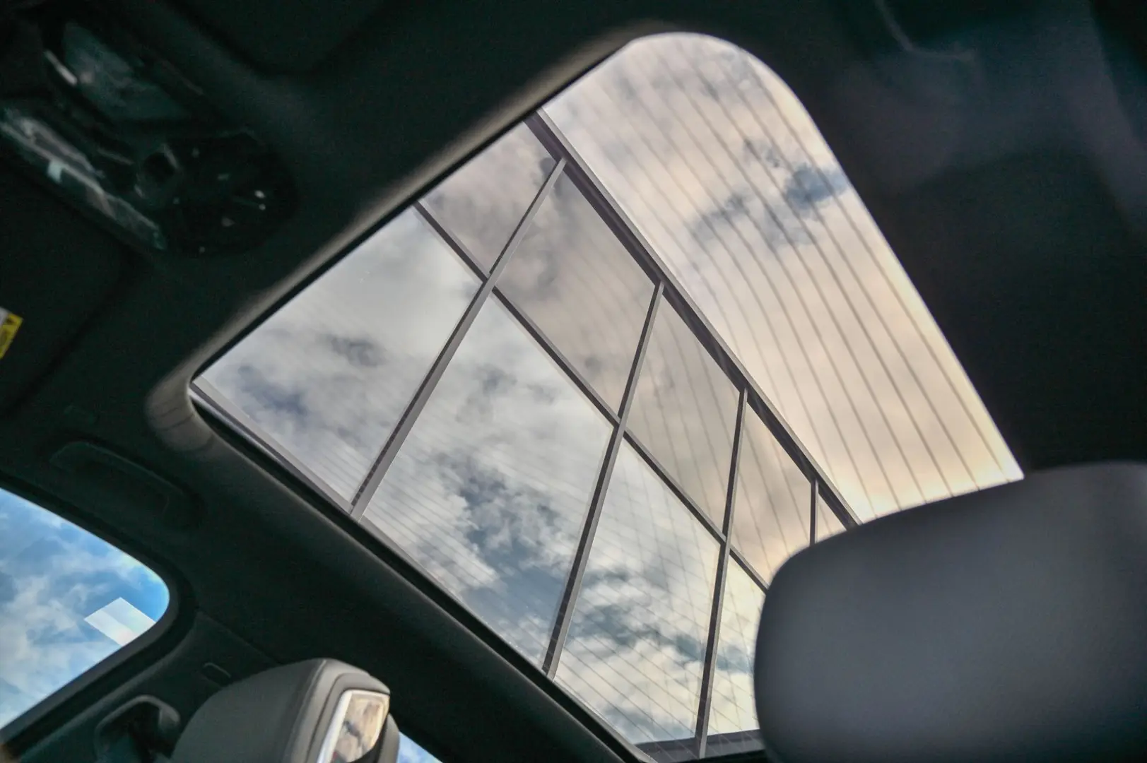 740d xDrive M Sport Pano Sky Lounge* Standheiz.*