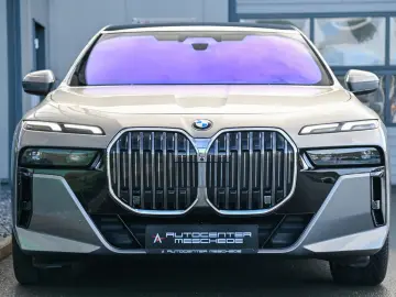 740d xDrive M Sport Pano Sky Lounge* Standheiz.*