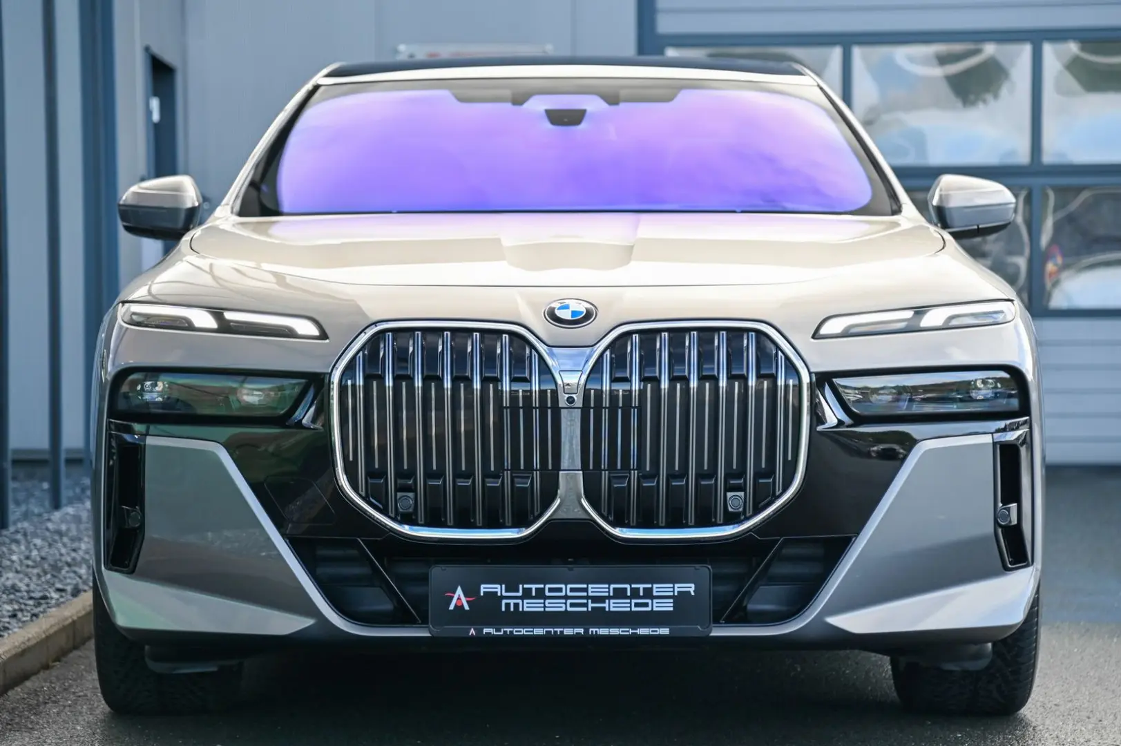 740d xDrive M Sport Pano Sky Lounge* Standheiz.*