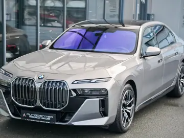 740d xDrive M Sport Pano Sky Lounge* Standheiz.*