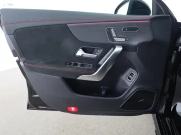 CLA 250 4M AMG Night Standhz Pano Distronic
