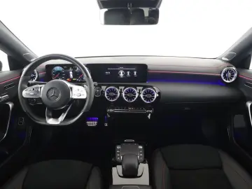 CLA 250 4M AMG Night Standhz Pano Distronic