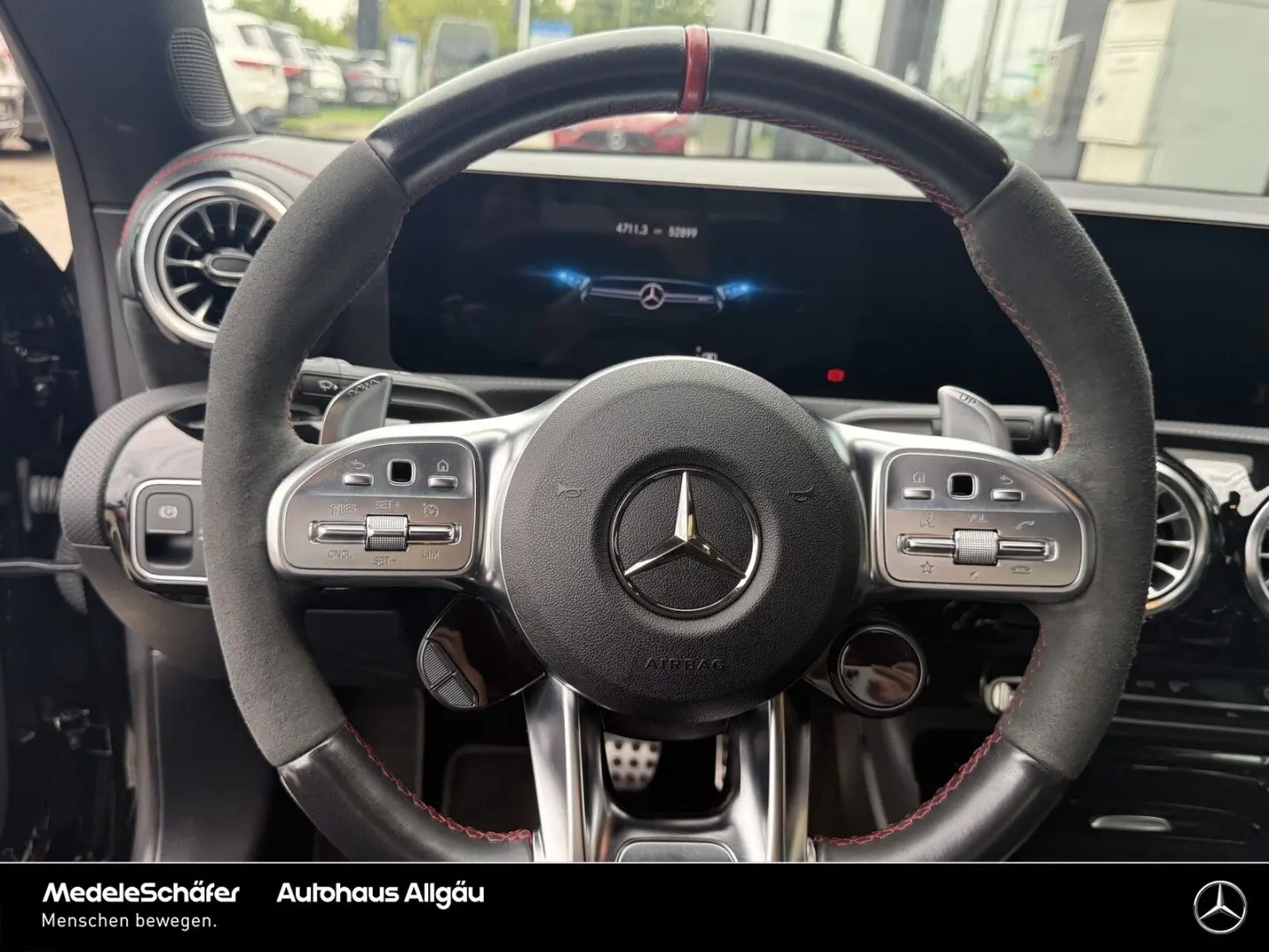 CLA 35 AMG 4M Night LED Distro Ambie Pano Kamera