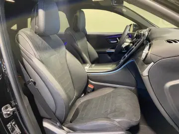 GLC 200 4M Cp. AMG Night/Pano/AHK/Dist/360°/MBUX