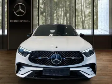 GLC 200 4M EDITION AMG-Line+Night+Pano+AHK+DISTR
