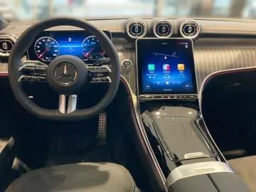 GLC 200 4M EDITION AMG-Line+Night+Pano+AHK+DISTR