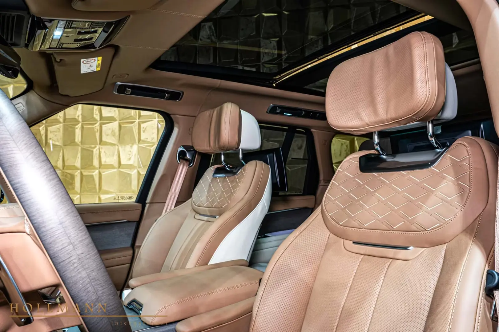 Land Rover Range Rover P615 SV + 23 INCH + REAR TV + MY2025