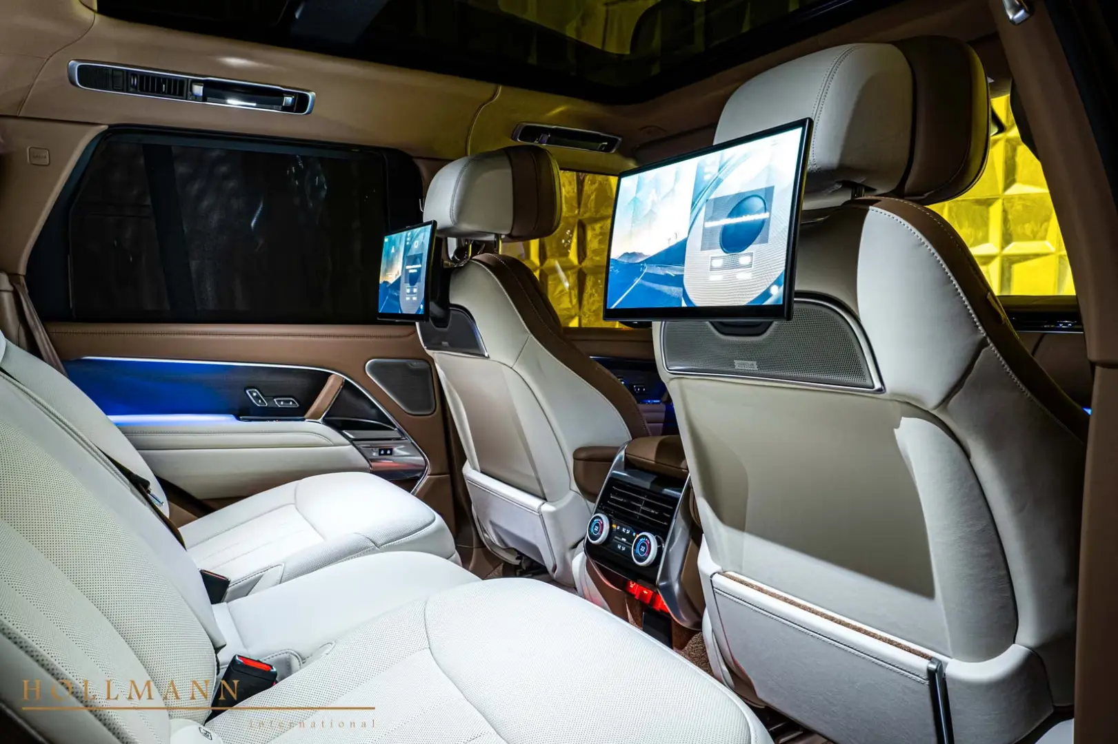 Land Rover Range Rover P615 SV + 23 INCH + REAR TV + MY2025