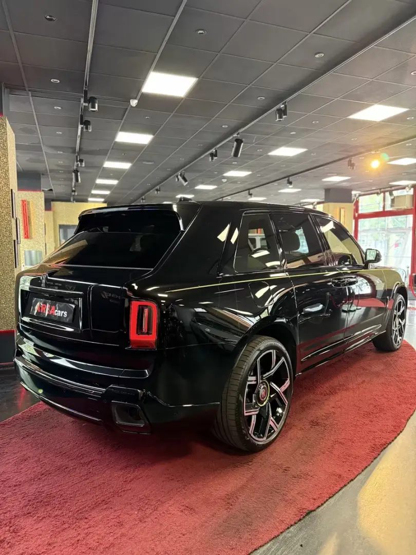 Rolls-Royce Cullinan BLACK BADGE 4SEAT facelift 2025