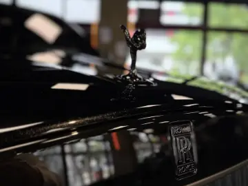 Rolls-Royce Cullinan BLACK BADGE 4SEAT facelift 2025