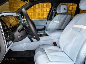 Rolls-Royce Cullinan SERIES II +BLACK BADGE+ 4 SEATS + TV