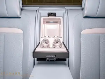 Rolls-Royce Cullinan SERIES II +BLACK BADGE+ 4 SEATS + TV