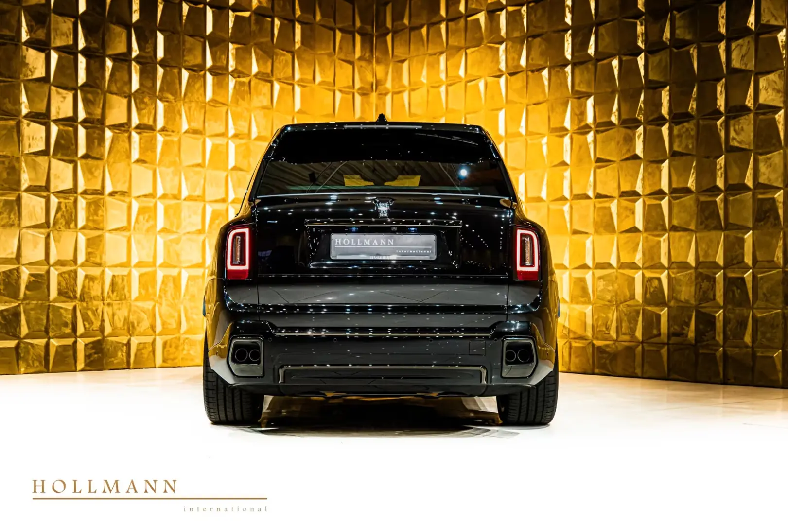 Rolls-Royce Cullinan SERIES II +BLACK BADGE+ 4 SEATS + TV