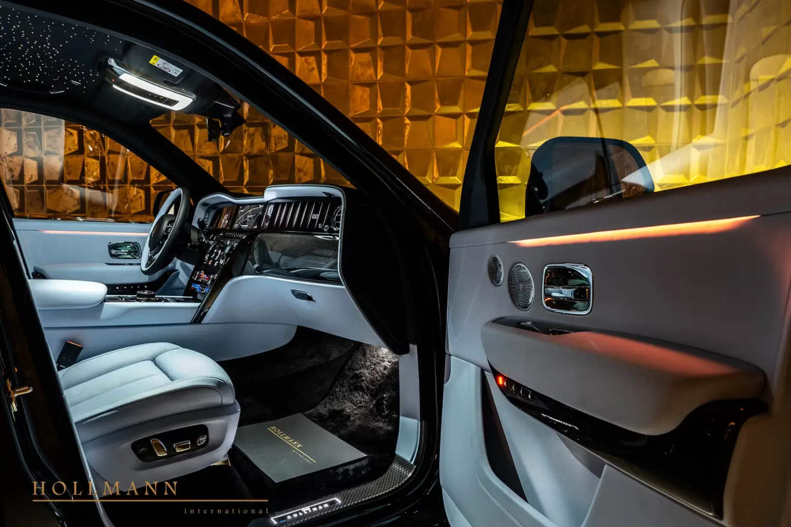 Rolls-Royce Cullinan SERIES II +BLACK BADGE+ 4 SEATS + TV