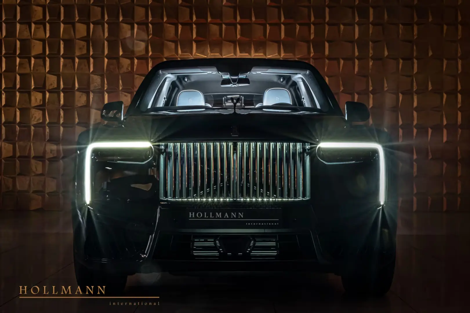 Rolls-Royce Cullinan SERIES II +BLACK BADGE+ 4 SEATS + TV