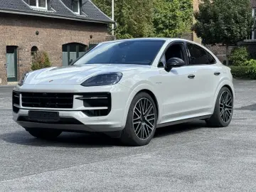 Cayenne  E-Hybrid Coupe SPORTDESIGN-ABGAS 22 TUR