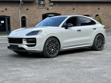 Cayenne  E-Hybrid Coupe SPORTDESIGN-ABGAS*22 TUR
