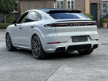 Cayenne  E-Hybrid Coupe SPORTDESIGN-ABGAS*22 TUR